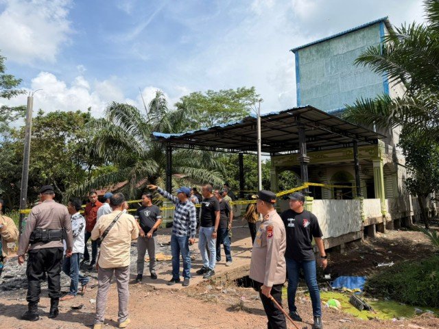 Situasi Panipahan Kembali Kondusif, Kapolres Rohil Ajak Warga Jaga Kamtibmas IMG-20260411-WA0035_copy_640x480